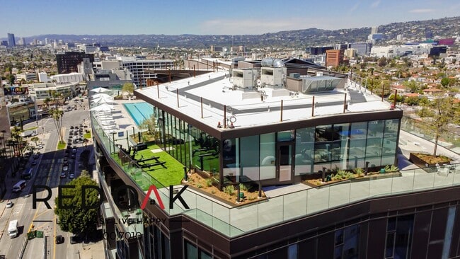 Photo - 6401 Wilshire Blvd Unit 701E