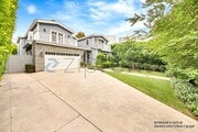 Photo - 1147 Centinela Ave House