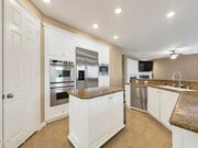 Photo - 3302 Woodley Ave