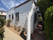 Photo - 1629 California Ave Unit Corner Cottage
