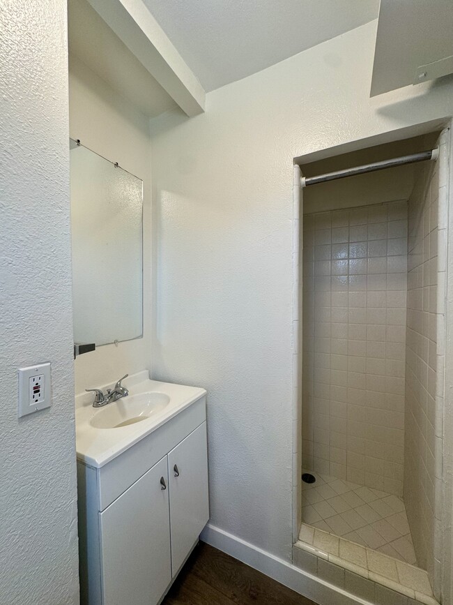 Photo - 1404 Prospect Dr