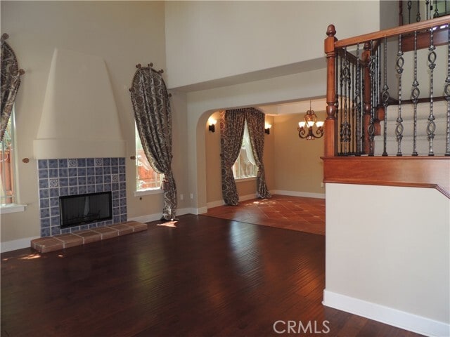 Photo - 687 Ramona Ave