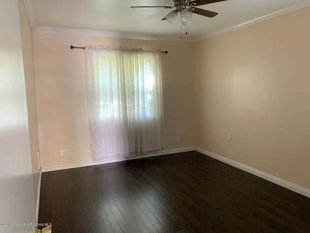 Photo - 10526 Langmuir Ave