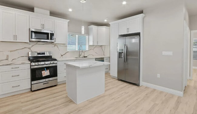 Photo - 10216 Ramona Ave