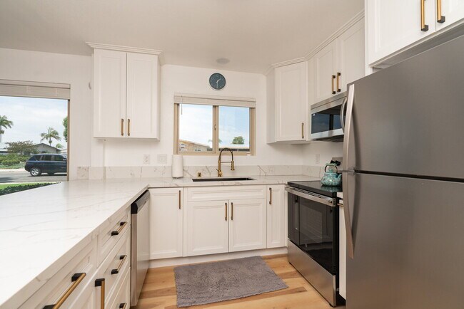 Photo - 1025 Plover Way