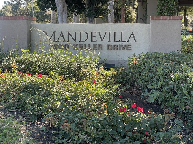Condo in is Mandevilla complex - 2800 Keller Dr Unit 233