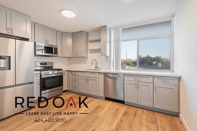 Photo - 511 N Kenmore Ave Unit 304