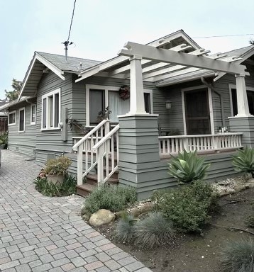 Building Photo - 316 W Victoria St