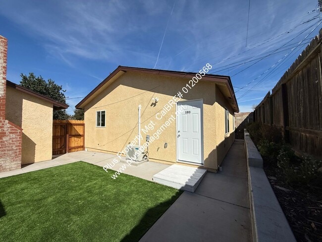 Photo - M12150 Unit ADU103