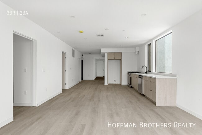 Photo - 3755 S Canfield Ave Unit 102