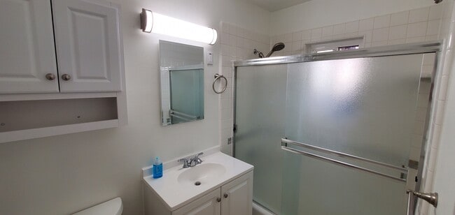 Building Photo - 4233 Massachusetts Ave Unit 4233 Rental