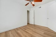 Photo - 1545 North Laurel