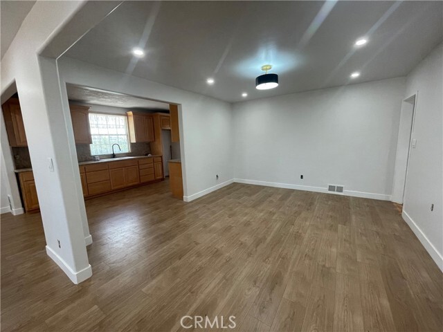 Photo - 408 E Elm St