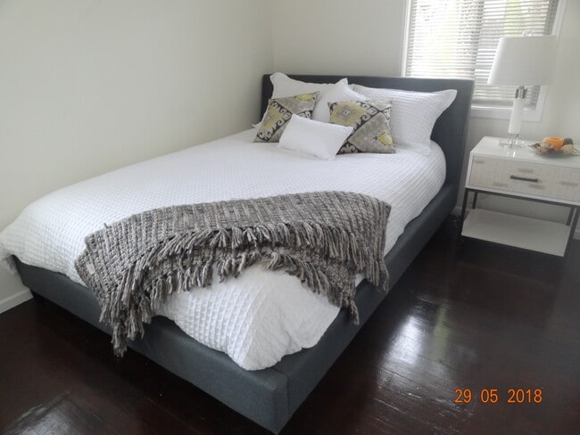 Photo - 623 W Queen St