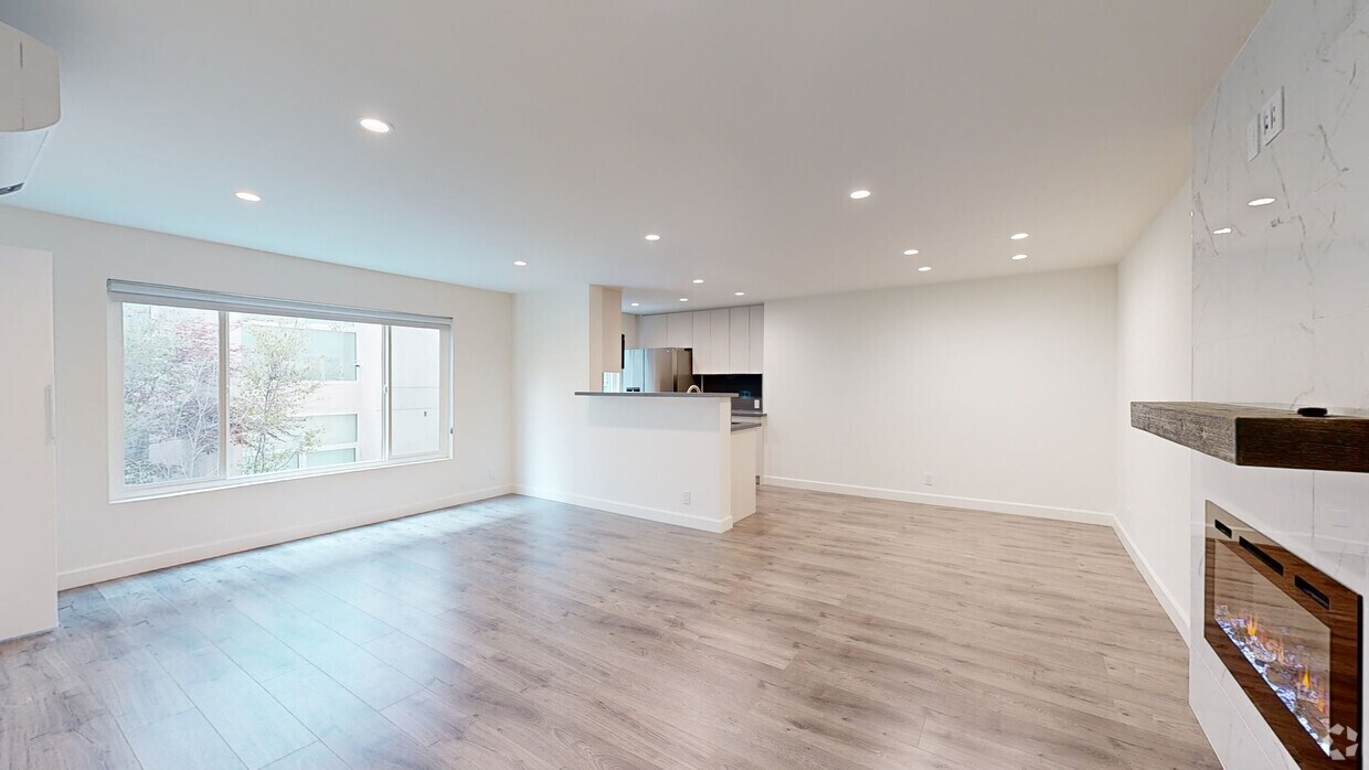 3D Tour - 1008 2nd St