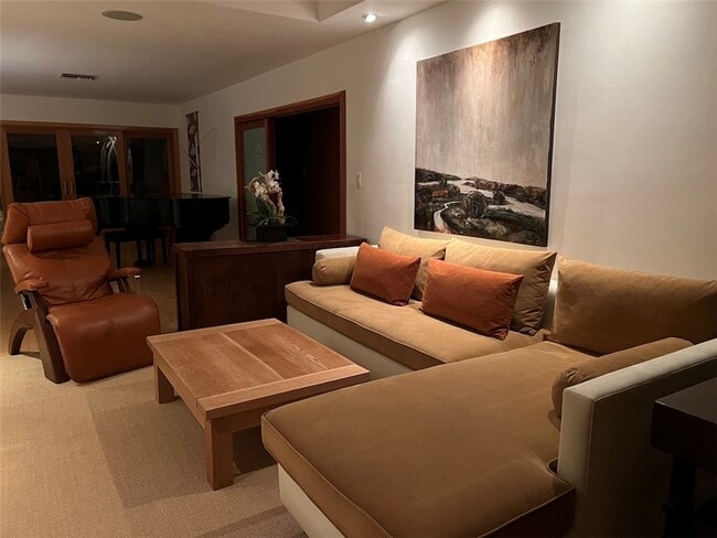 Photo - 1025 Indiana Ave