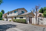 Photo - 18424 Keswick St Townhome