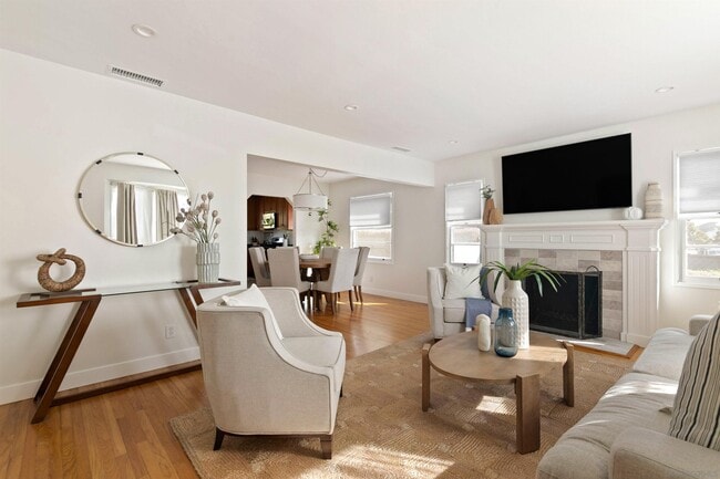 Photo - 5673 La Jolla Hermosa Ave