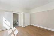 Photo - 1705 S Burlington Ave Townhome