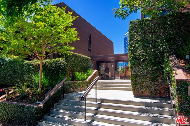 Photo - 1033 Carol Dr Unit T13