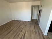 Photo - 25350 Oak St