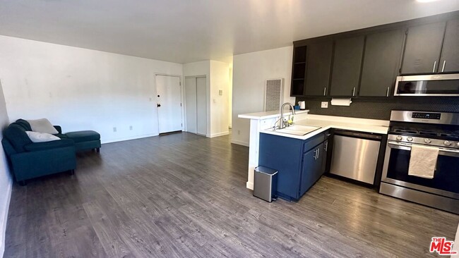 Photo - 18530 Hatteras St Condo Unit 327