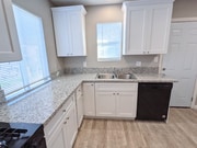 Photo - 7773 Philbin Ave