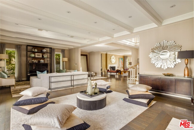 Photo - 720 N Crescent Dr