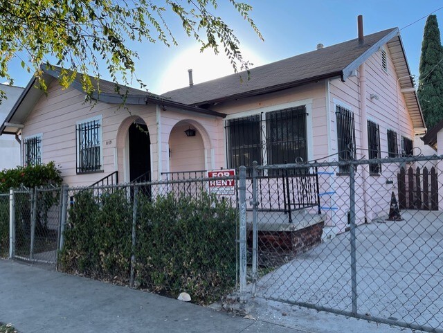 Photo - 1159 N Wilton Pl