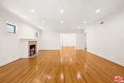 Photo - 704 Westbourne Dr House