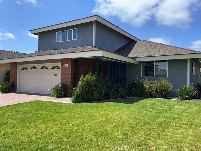 Building Photo - 6911 Laurelhurst Dr
