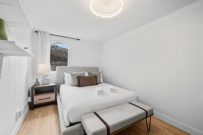 Photo - 344 Bonair St Unit BONAIR344 1/2