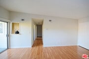 Photo - 131 N Florence St House