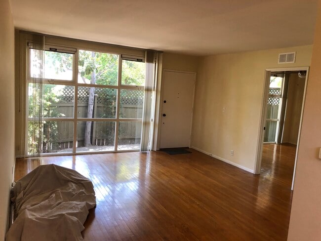 Photo - 58 N Wilson Ave Unit 58
