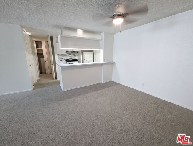 Photo - 6315 Green Valley Cir Unit 210