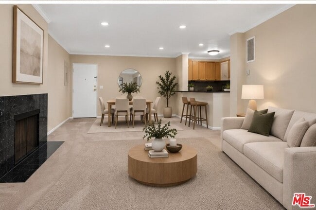 Photo - 6505 Green Valley Cir Unit 207