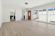 Photo - 6234 Crawford St
