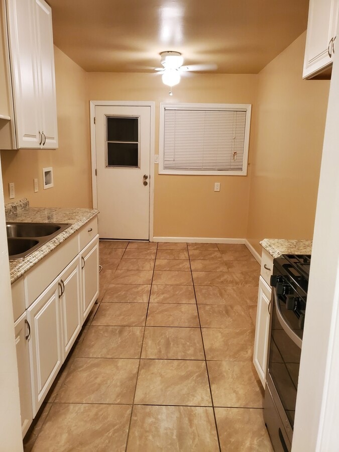 Kicthen - 4351 139th St Apartment Unit D
