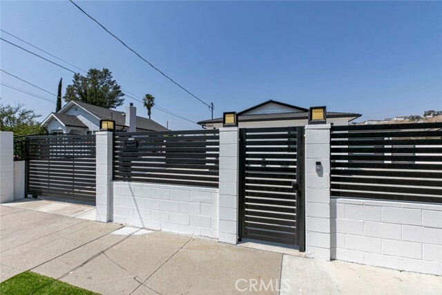Photo - 10265 Strathern St Townhome