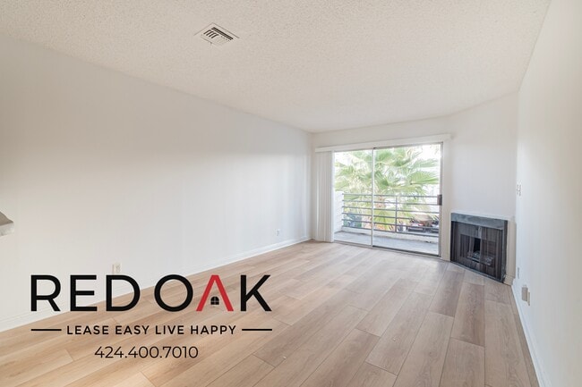 Building Photo - 130 S Alexandria Ave Unit 306