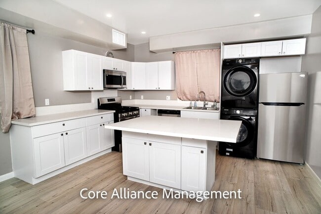 Building Photo - 23291 Haynes St