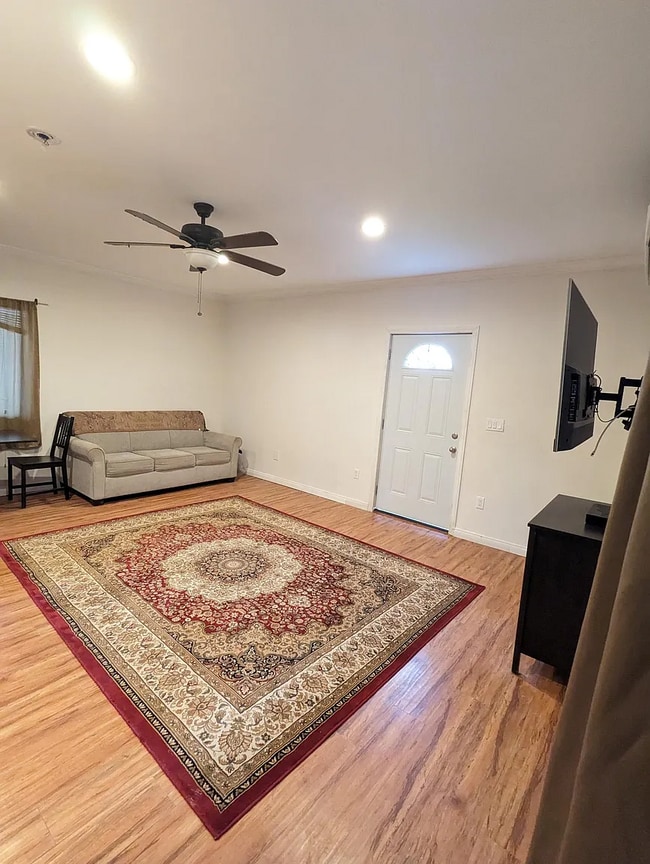 Photo - 12640 Bessemer St Unit 1