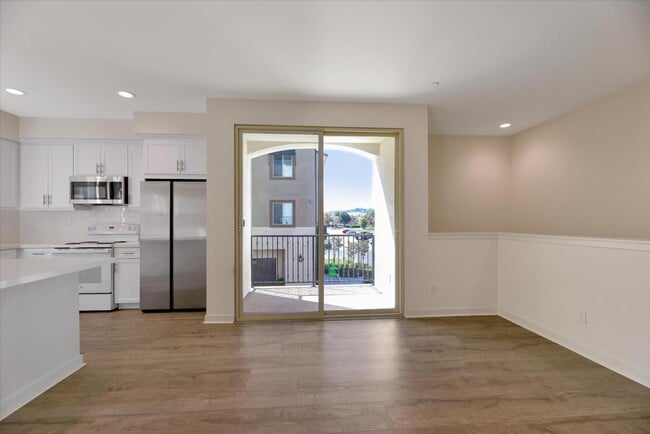 Photo - 312 Canoe Ct