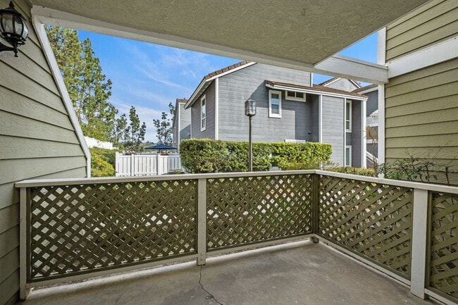 Photo - 7 Oak Spring Ln