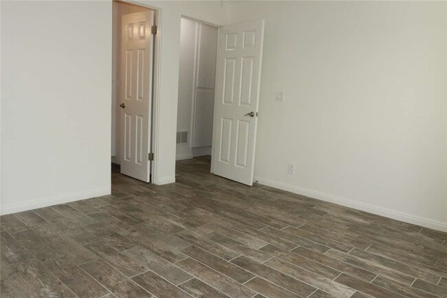 Photo - 111 N Calle Seville