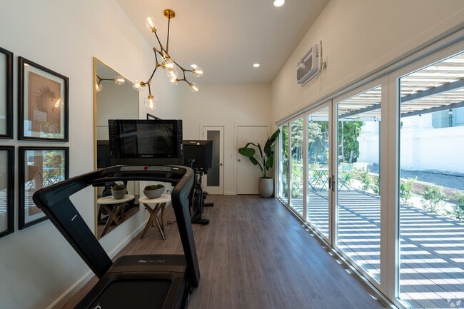 Photo - Apartments close to Downtown LA with Gym, BBQ Area, Laundry Facilities and More!