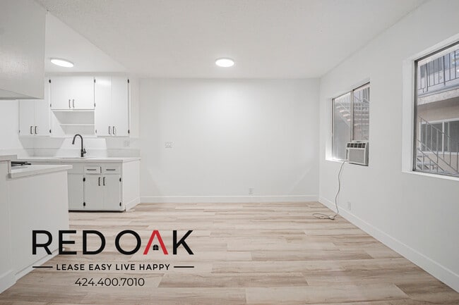 Photo - 230 N Grand Ave Unit 2