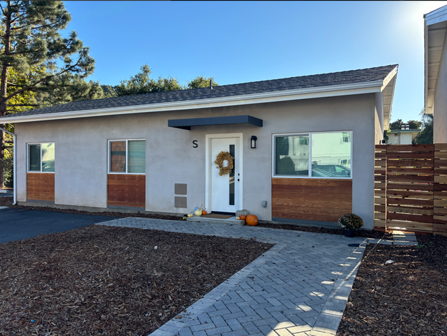 Newly Constructed 2 Bedroom / 2 Bath - Clo... - Newly Constructed 2 Bedroom / 2 Bath - Clo... Apartment Unit S