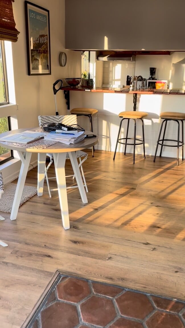 Photo - 2807 Pelham Pl