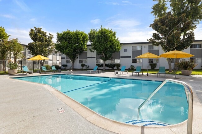 Building Photo - ALTA